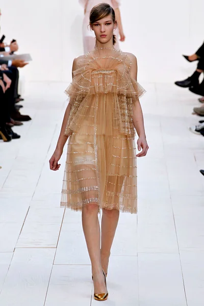 Look 36